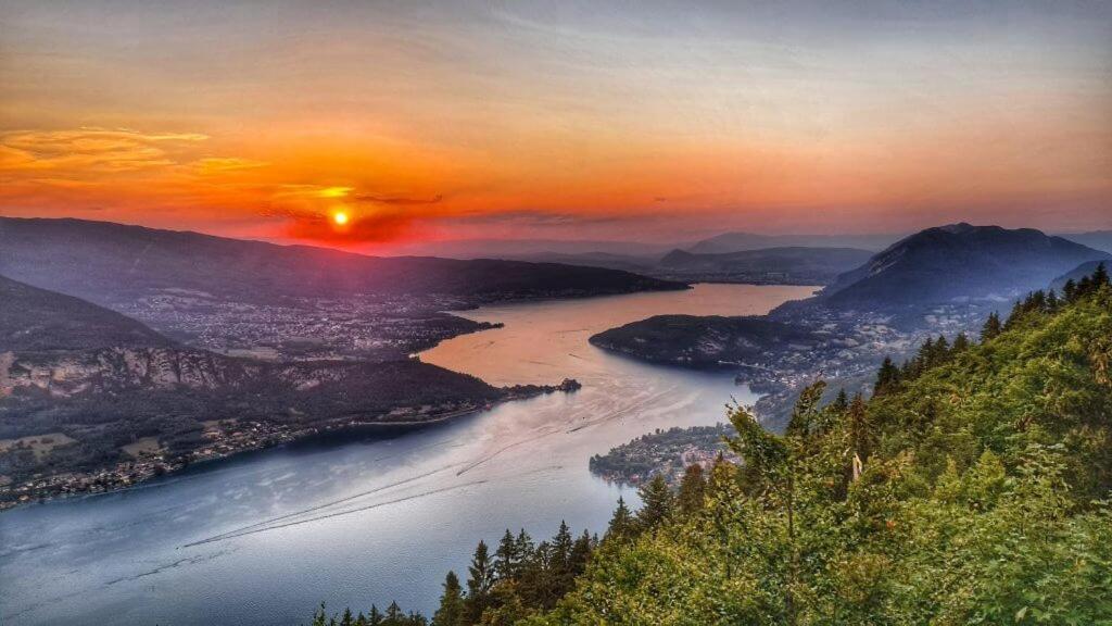 Manou Du Lac Annecy Дусар Екстериор снимка