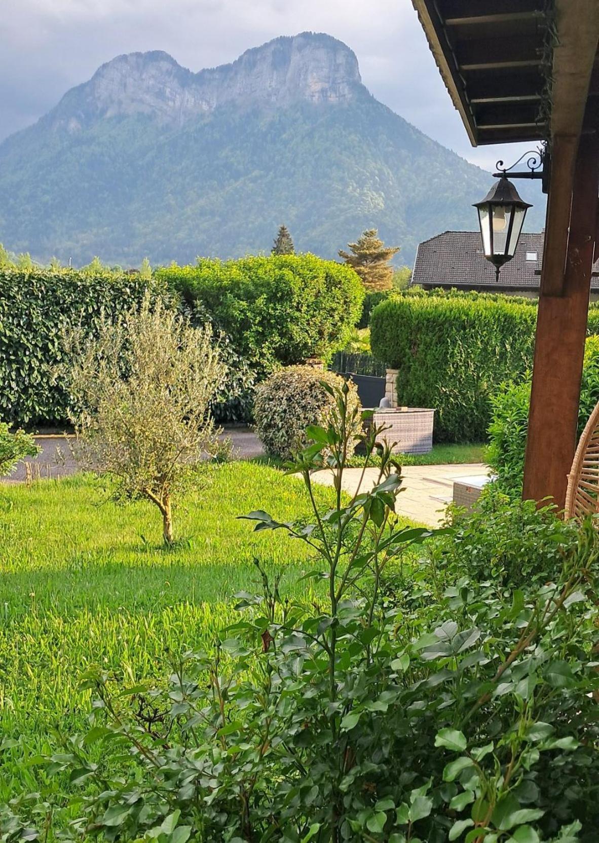 Manou Du Lac Annecy Дусар Екстериор снимка